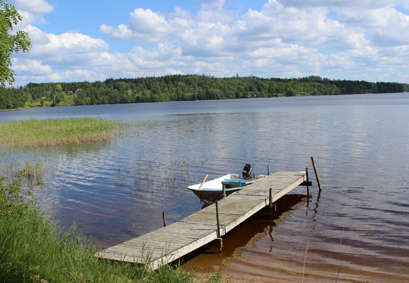 Ferienhaus in Lekeryd - Wunderbares Ferienhaus auf einem Seegrundstück in Småland