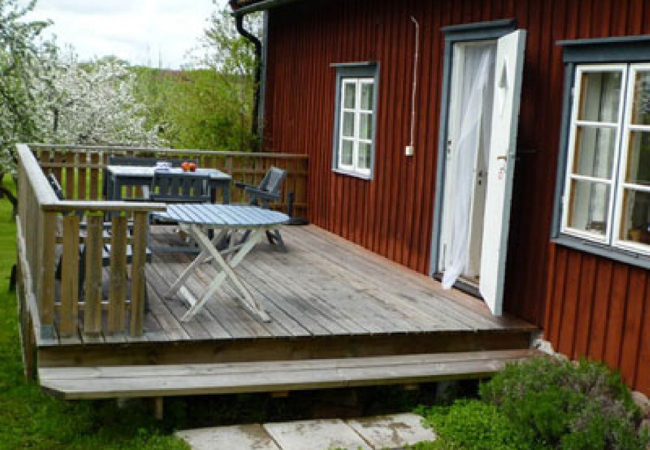 Ferienhaus in Västervik - Gemütliches Ferienhaus auf einem Landhof mit Boot 