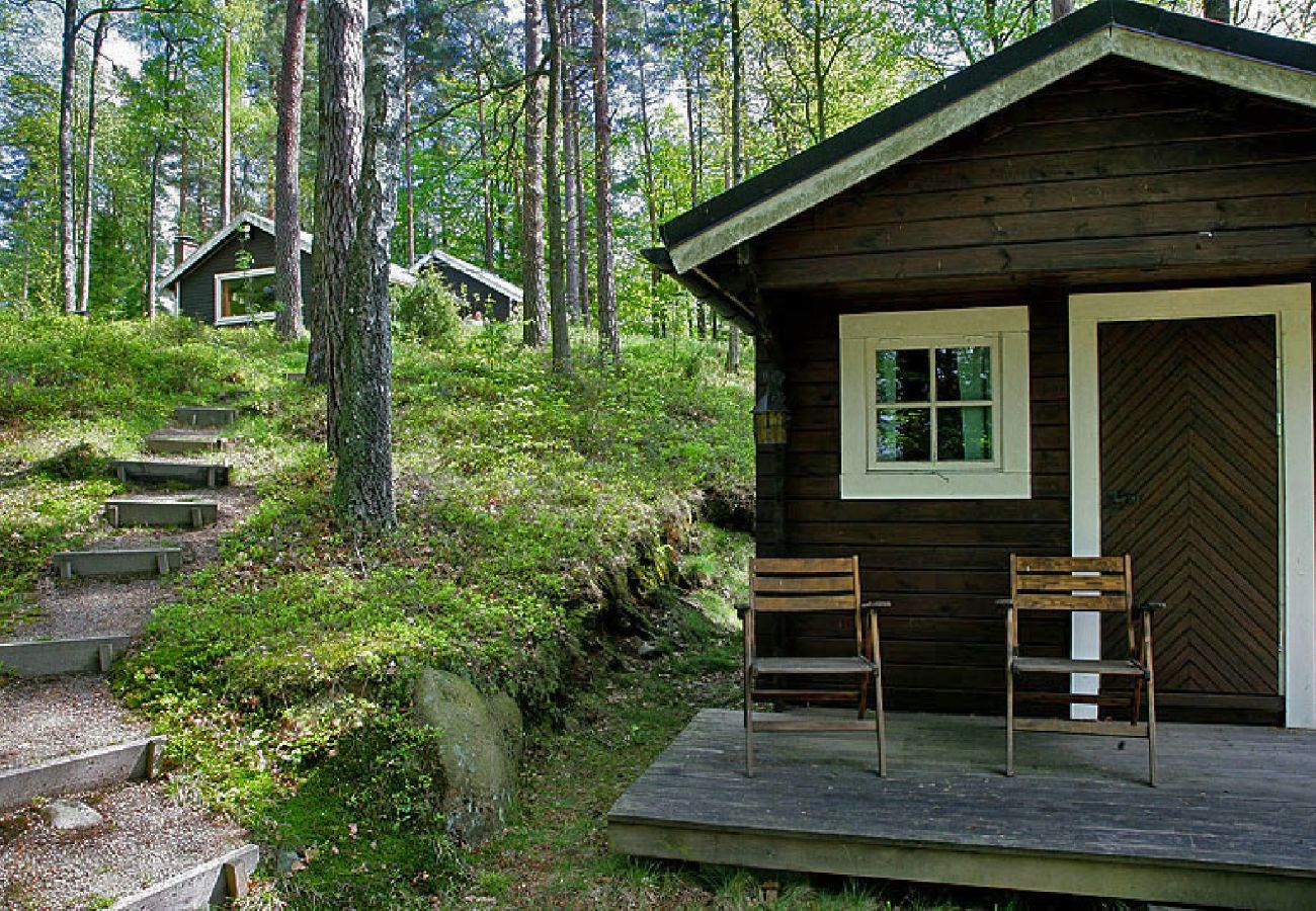 Ferienhaus in Röke - Urlaub an einem Waldsee in Skåne mit Boot