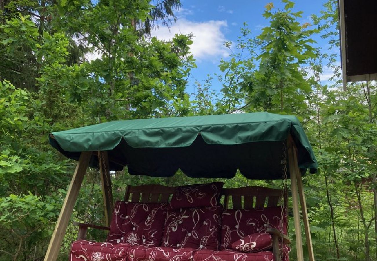 Ferienhaus in Röke - Urlaub an einem Waldsee in Skåne mit Boot