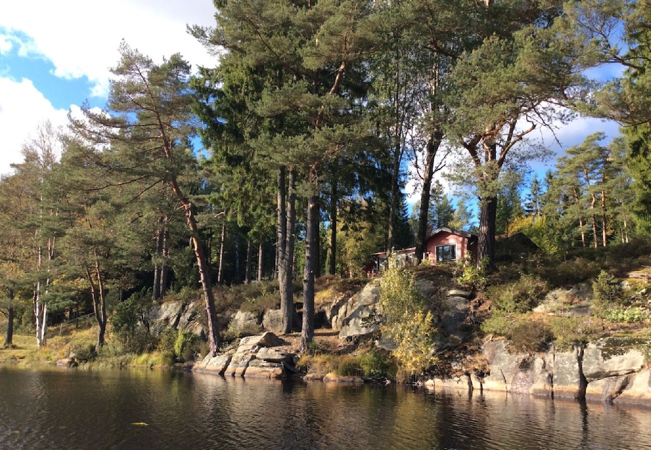 Ferienhaus in Hällingsjö - Urlaub an einem Badesee in Halland