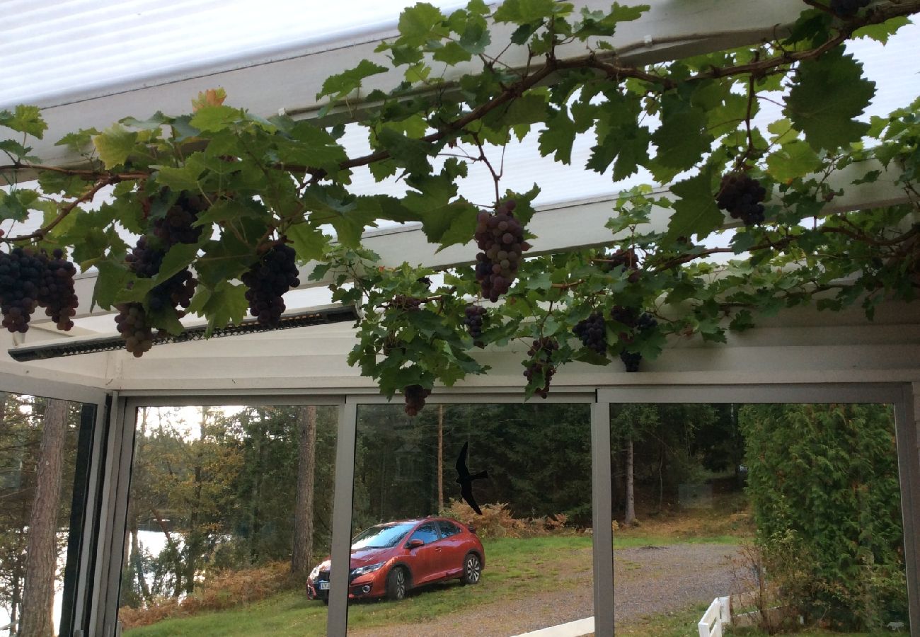 Ferienhaus in Hällingsjö - Urlaub an einem Badesee in Halland