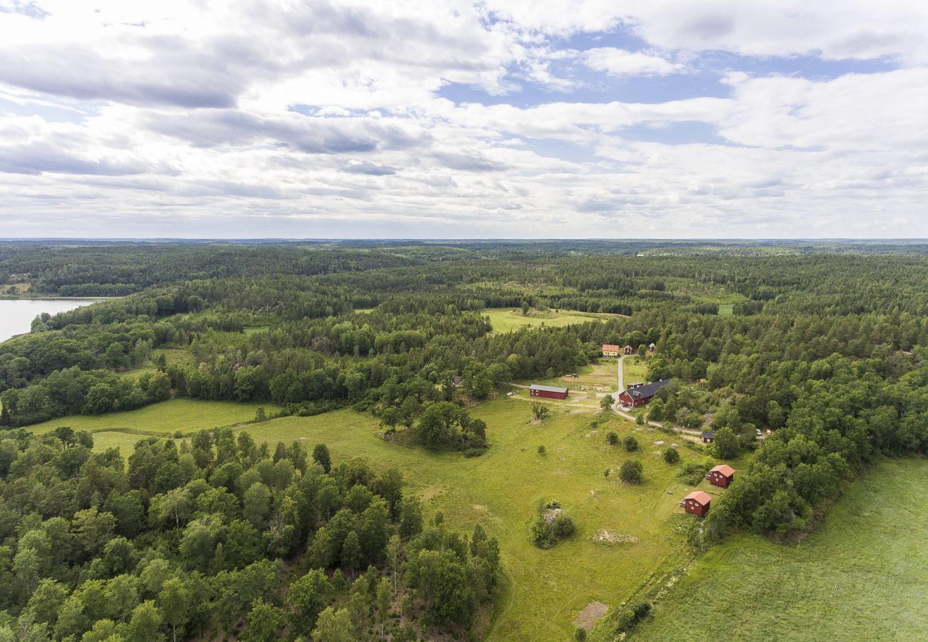 Ferienhaus in Valdemarsvik - Modernes Ferienhaus mit Boot und Wlan auf dem Lande