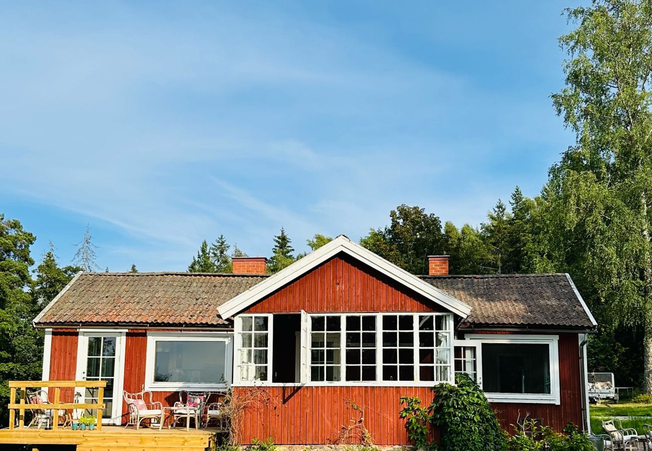 Ferienhaus in Ingarö - Herrliche Ferienvilla mit eigenem Strand auf Ingarö!