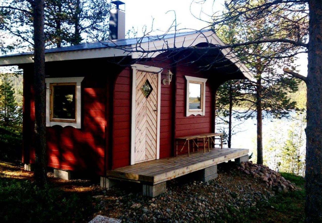 Ferienhaus in Kiruna - Båthusstuga