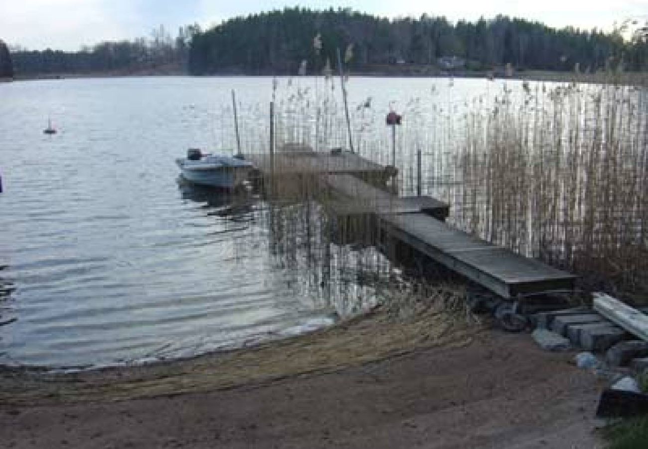 Ferienhaus in Värmdö - Urlaub in den Stockholmer Schären 20 Meter vom Meer