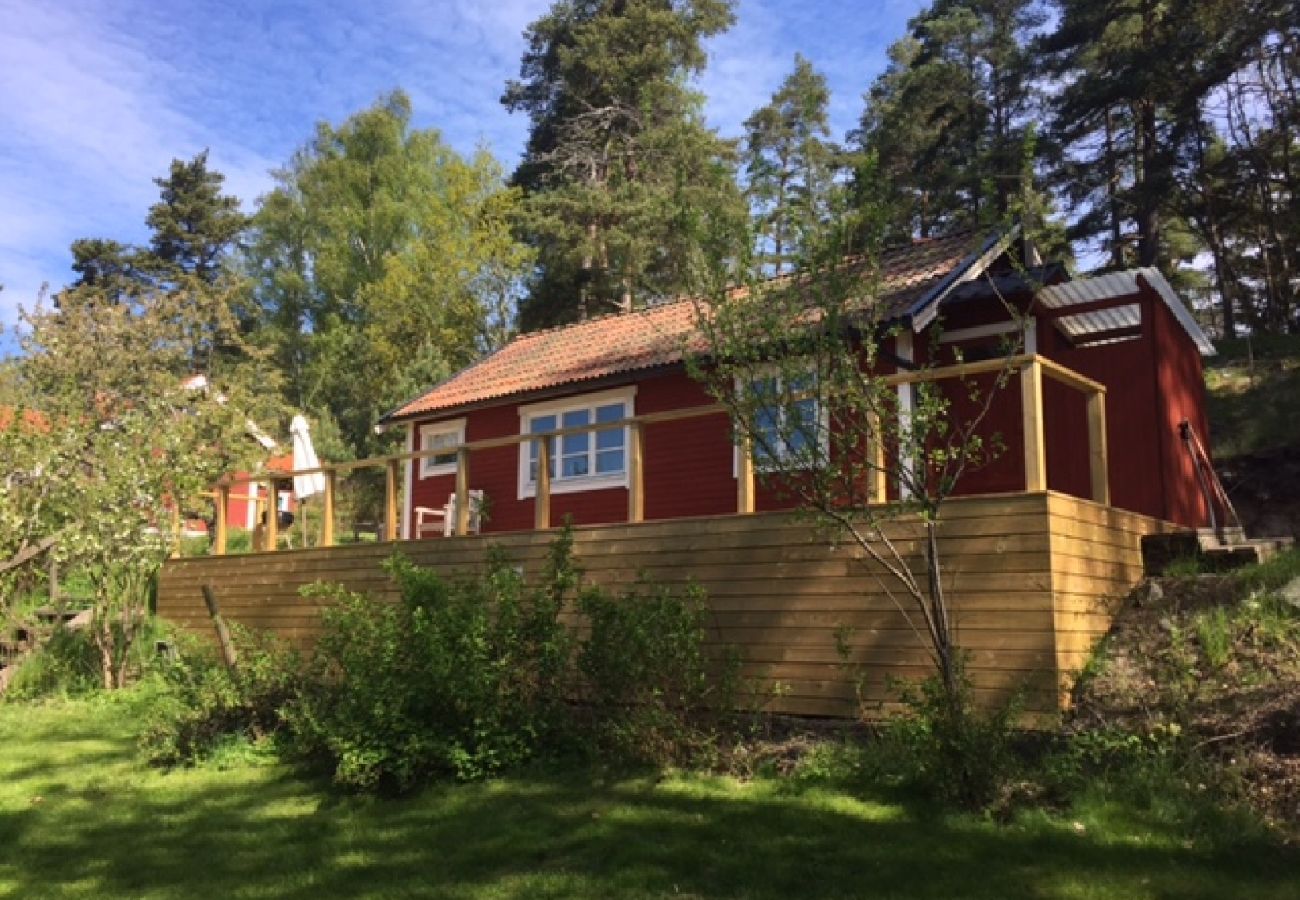 Ferienhaus in Värmdö - Urlaub in den Stockholmer Schären 20 Meter vom Meer