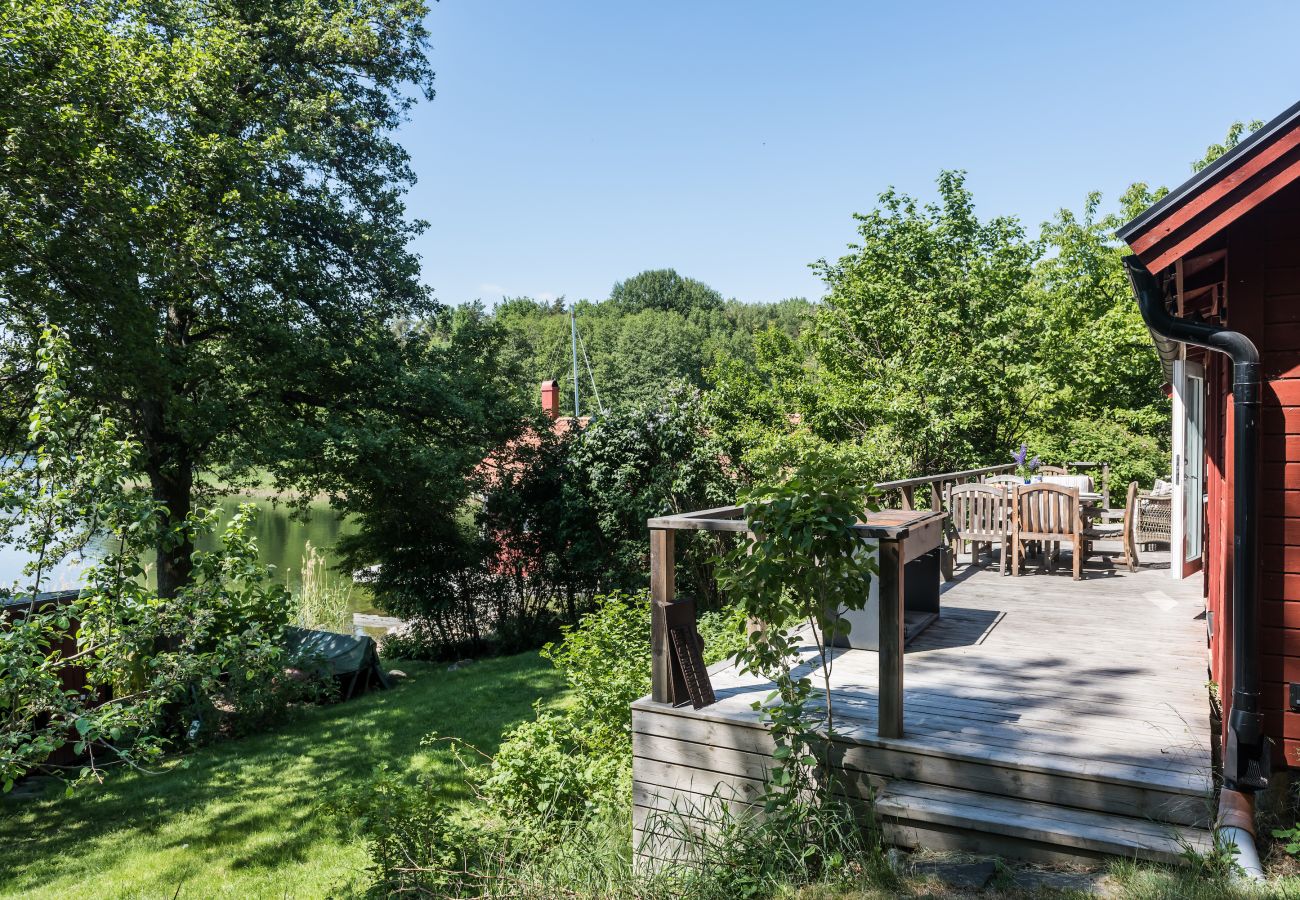 Ferienhaus in Värmdö - Urlaub in den Stockholmer Schären 20 Meter vom Meer