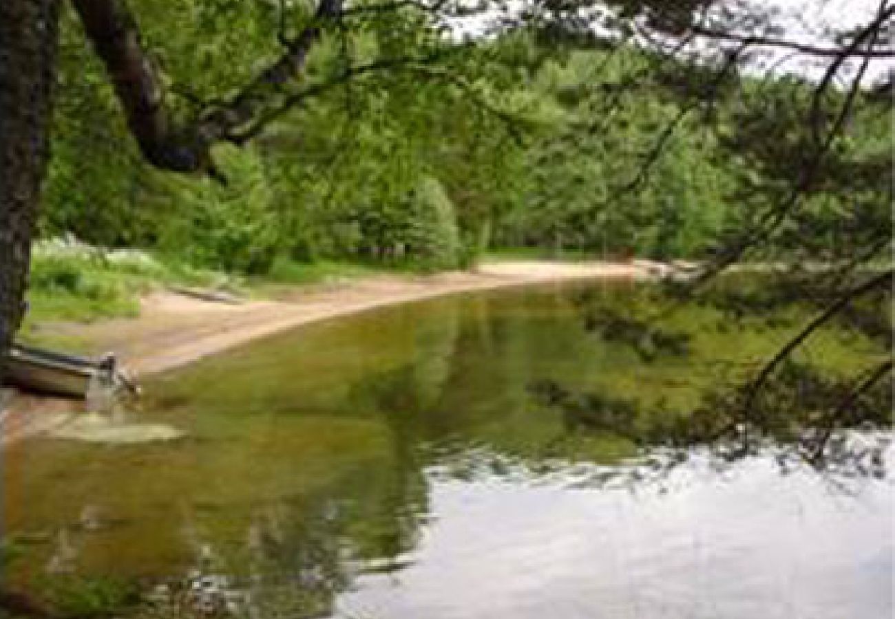 Ferienhaus in Årjäng - Wildnis- und Angelurlaub am See mit Boot & Sauna im wunderschönen Värmland