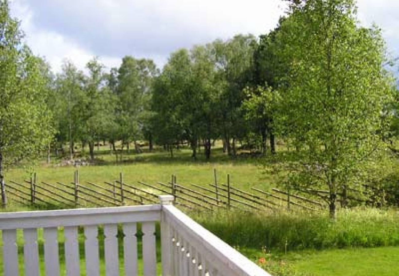 Ferienhaus in Norrhult - Typisch rot-weisses Ferienhaus auf dem Lande in Småland