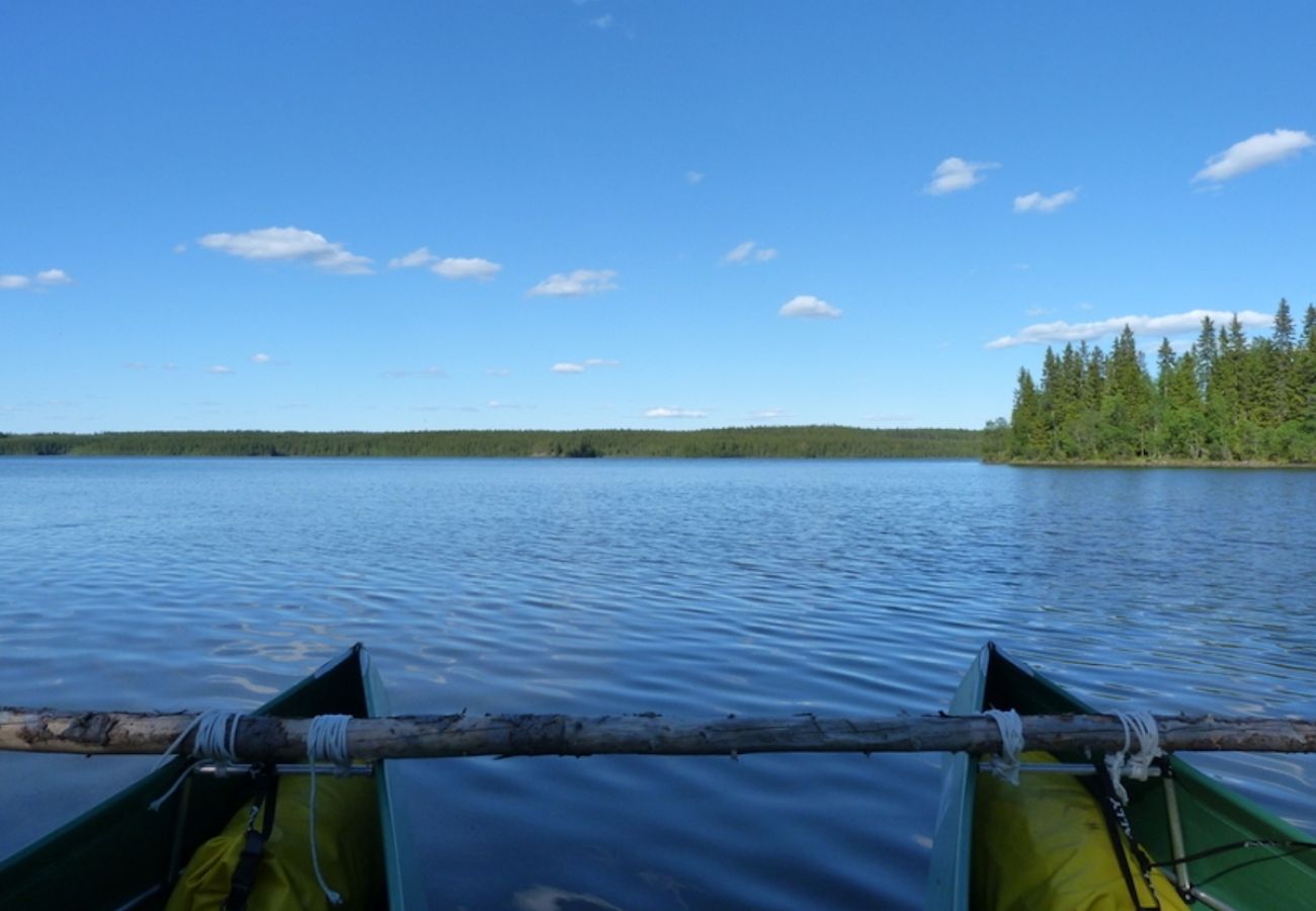 Ferienhaus in Föllinge - Urlaub auf einer Huskyfarm in der Wildnis von Jämtland