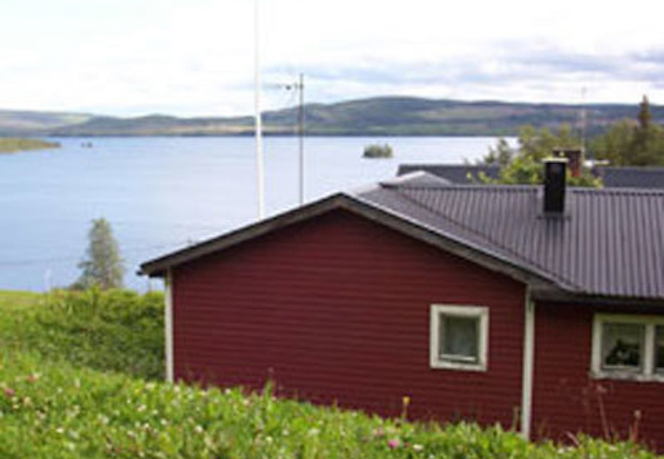 Ferienhaus in Valsjöbyn - Bezaubernder Panoramablick auf See und Berge