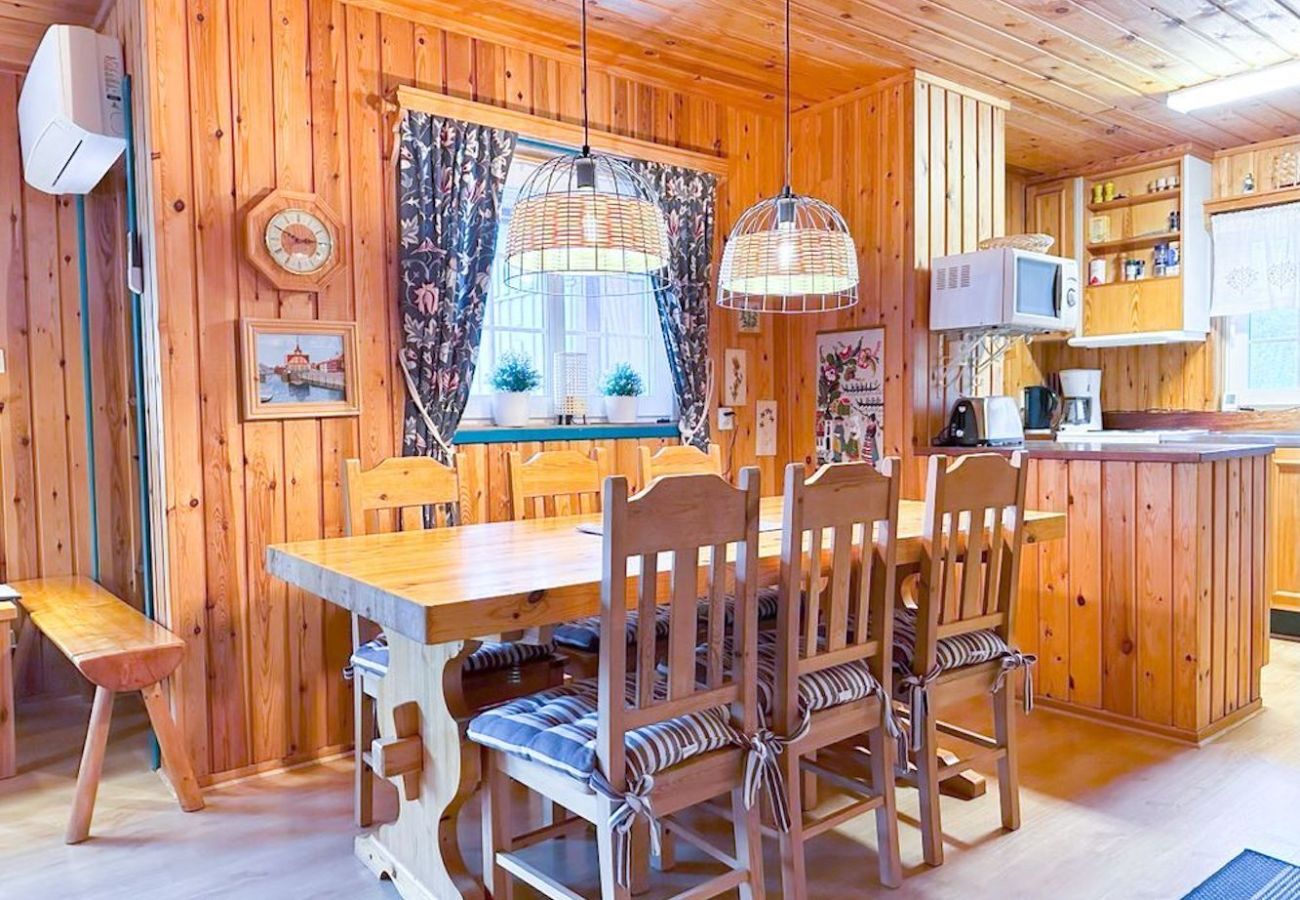 Ferienhaus in Sälen - Gemütliche Skihütte mit 3 Schlafzimmern, Sauna, Kamin und Internet