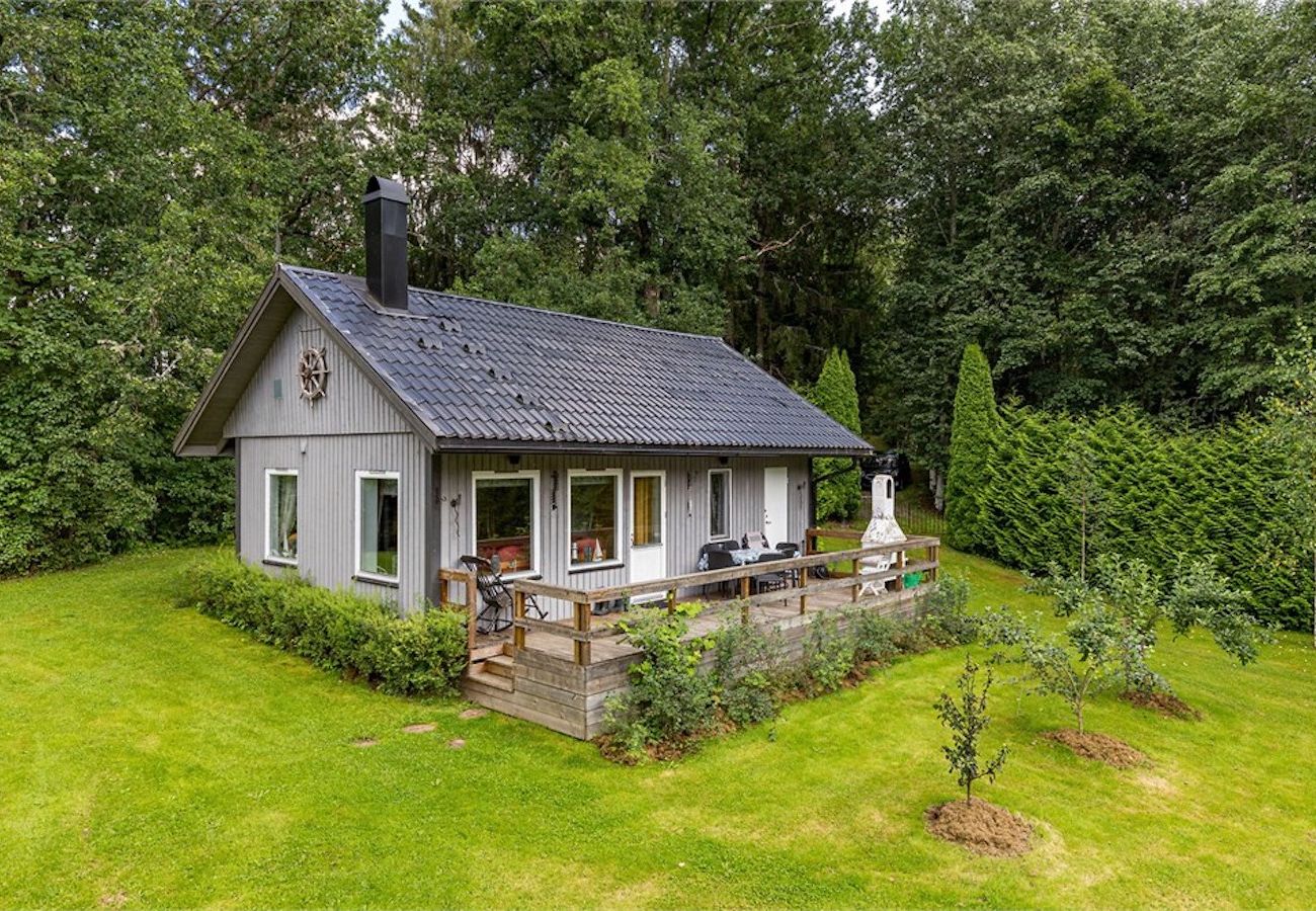 Ferienhaus in Kil - Ferienhaus auf einem Wassergrundstück in Alaska ähnlicher Natur