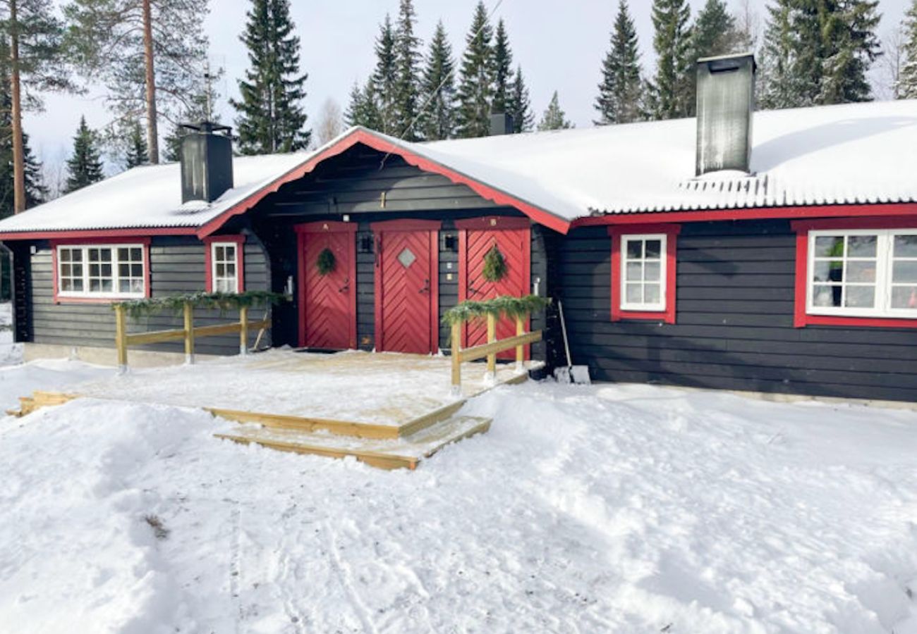 Ferienhaus in Sälen - Gemütliche Ferienhaus Hälfte unweit des Skigebiets Hundfjället.