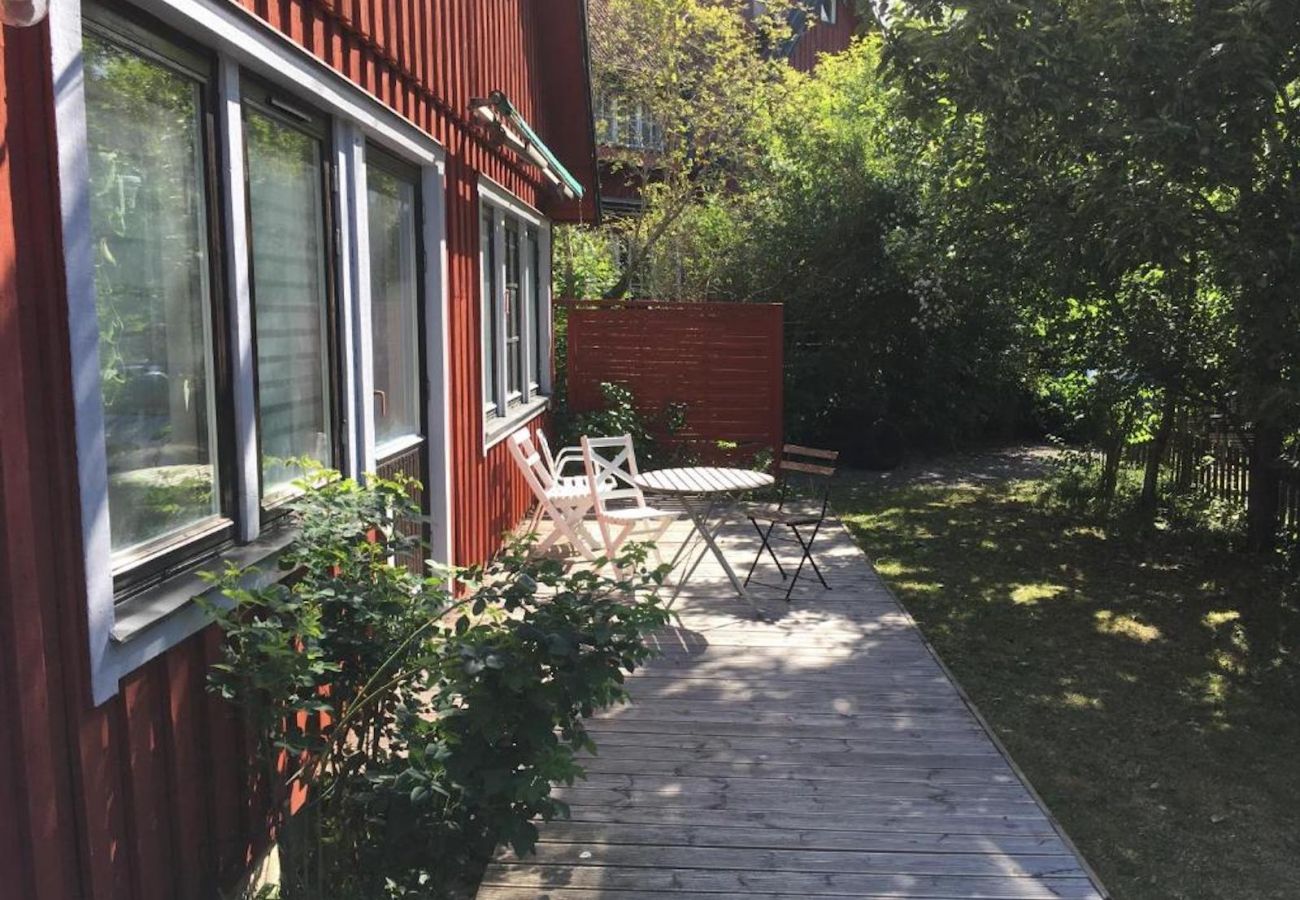 Ferienhaus in Älvsjö - Geräumiges Ferienhaus unweit Stockholms Messe in Älvsjö