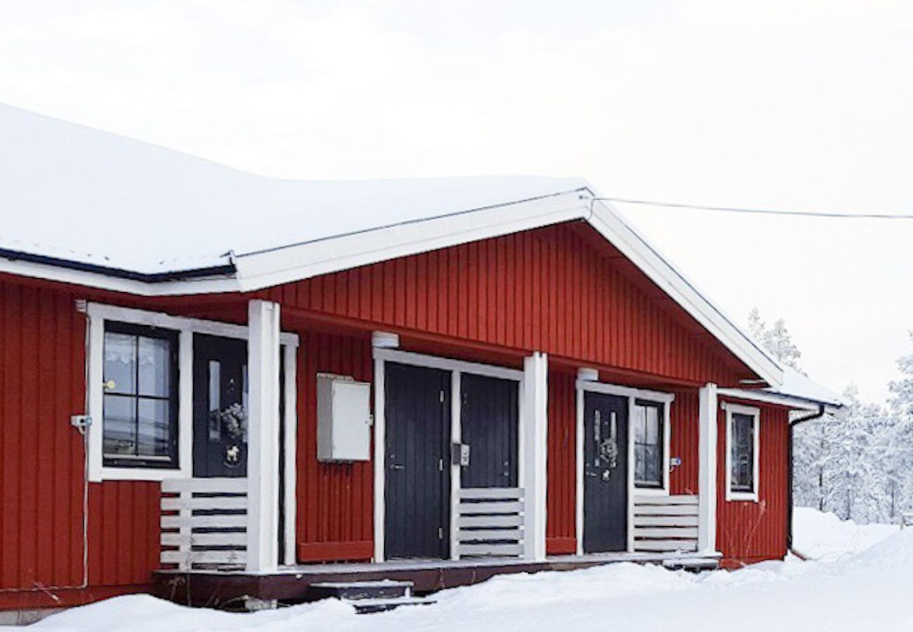 Ferienhaus in Sälen - Skiurlaub in den Bergen oder Wanderurlaub mit Sauna Fusse der Berge