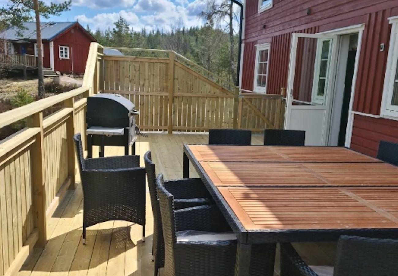 Ferienhaus in Bäckefors - Dalsland Urlaub im grossen Ferienhaus am See in fantastischer Natur