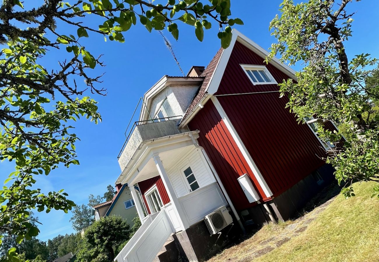 Ferienhaus in Silverdalen - Rotes Smålandhaus in Silverdalen auf dem Lande 