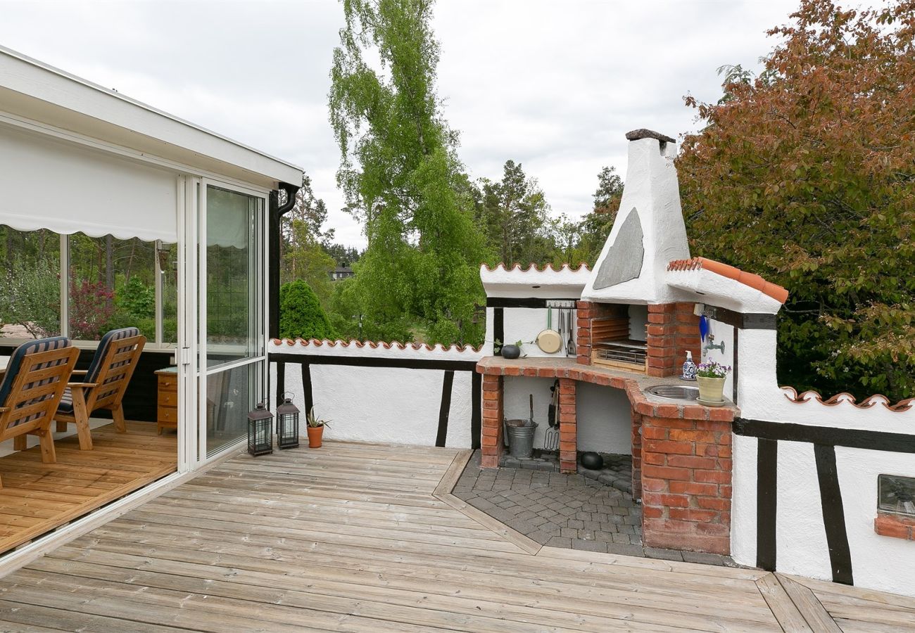 Ferienhaus in Oskarshamn - Komfort-Ferienhaus an der Ostsee mit Sauna und eigenem Boot