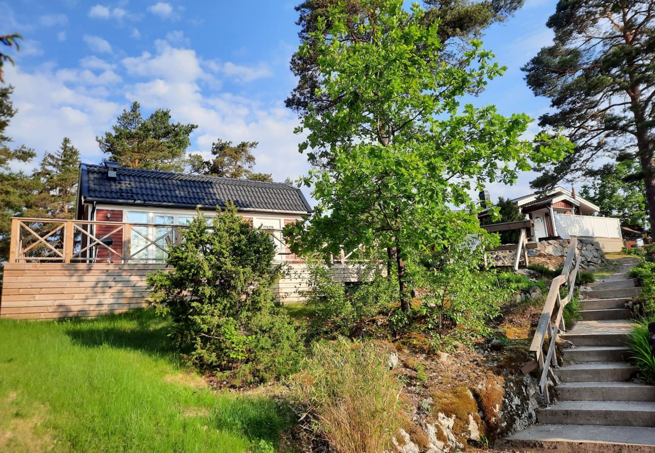 Ferienhaus in Grödinge - Modernes Ferienhaus mit Internet unweit vom Meer und vor den Türen Stockholms