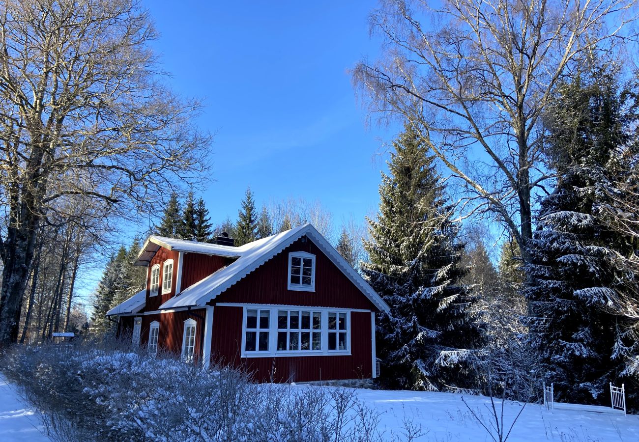 Ferienhaus in Hallaryd - Liebevoll restaurierte alte Schule mit eigener Sauna 