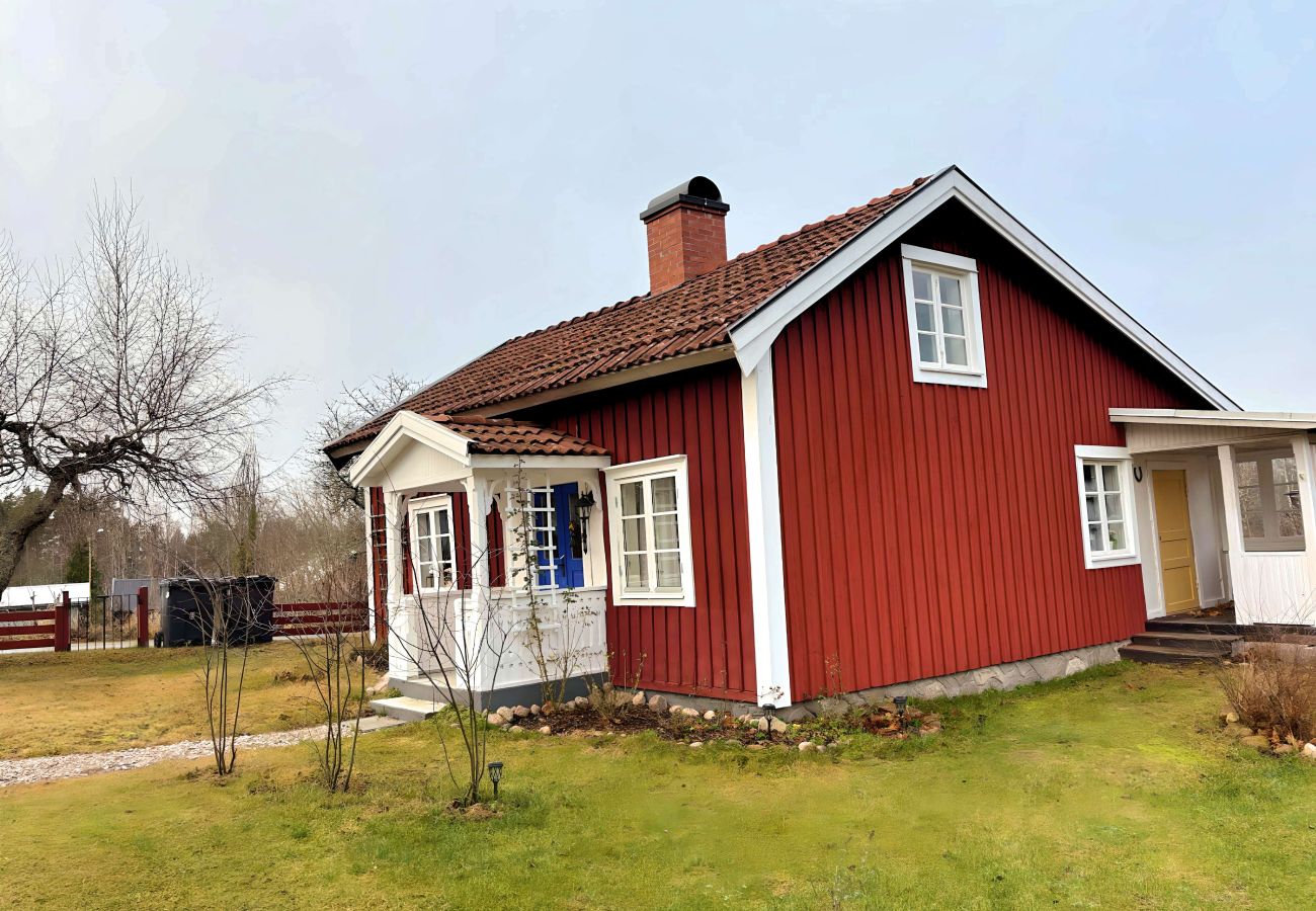 Ferienhaus in Berga - Gemütliches Ferienhäuschen für zwei in Småland