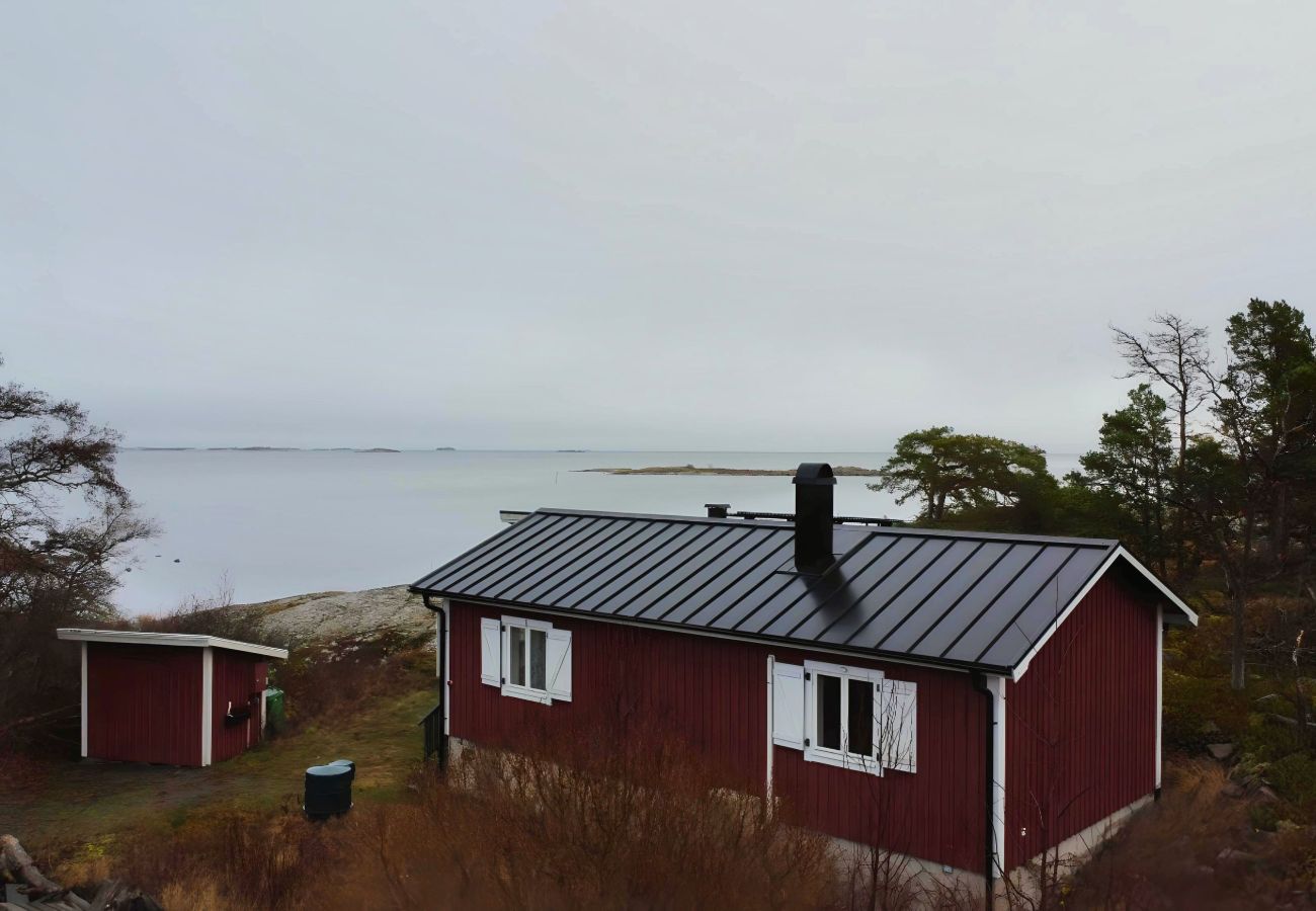 Ferienhaus in Figeholm - Idyllisch gelegenes Ferienhaus mitten in den Schären an der Ostsee