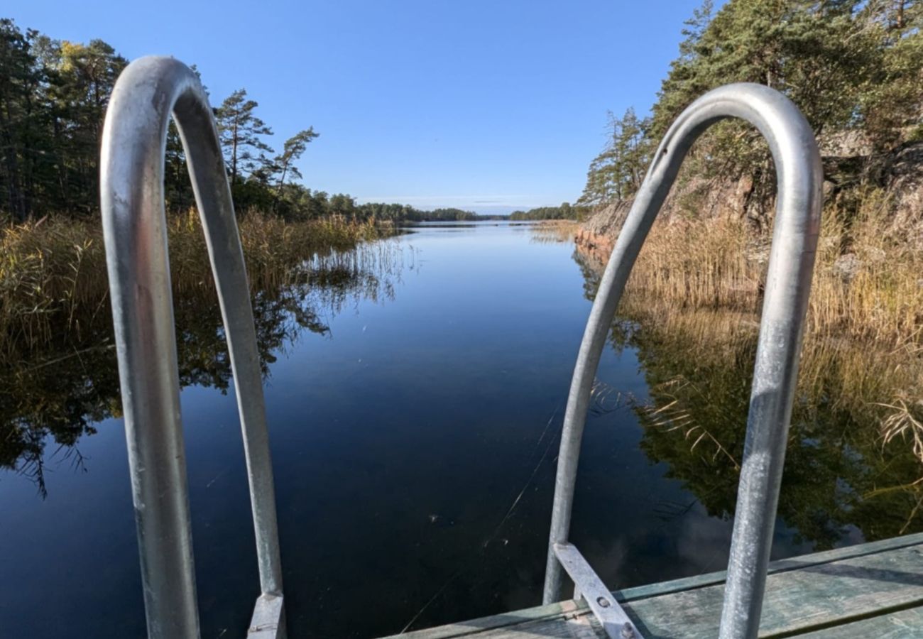 Ferienhaus in Figeholm - Einzigartiges Abenteuer mitten in den Schären