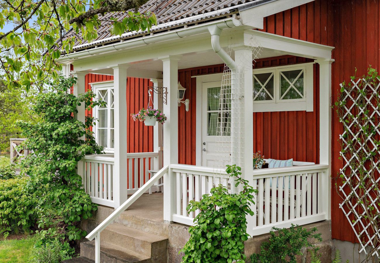 Ferienhaus in Fröseke - Liebevoll eingerichteten Ferienhaus in Seenähe