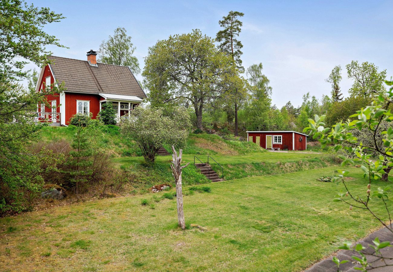 Ferienhaus in Fröseke - Liebevoll eingerichteten Ferienhaus in Seenähe