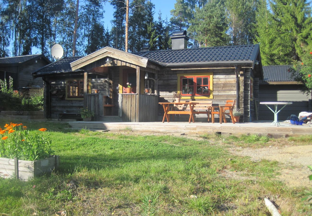 House in Liden - Holiday home directly located on the lake with swimming area