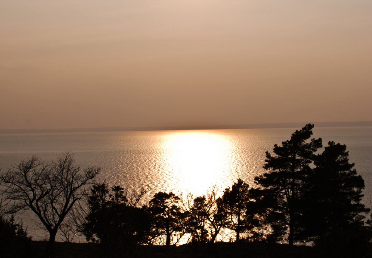 House in Ödeshög - Panoramic views and holidays at Lake Vättern