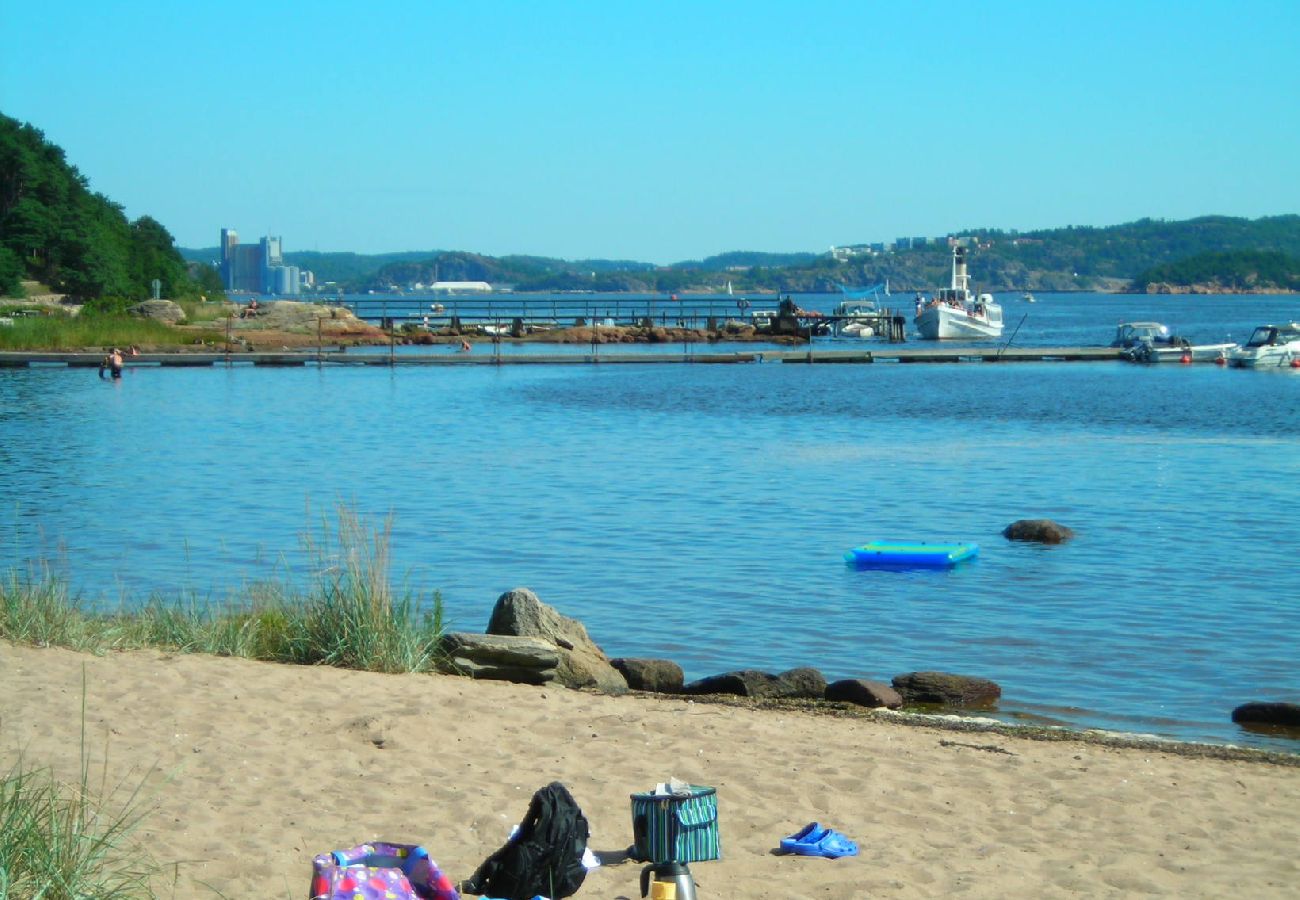 Apartment in Uddevalla - Wonderful holiday apartment with sea views on the west coast