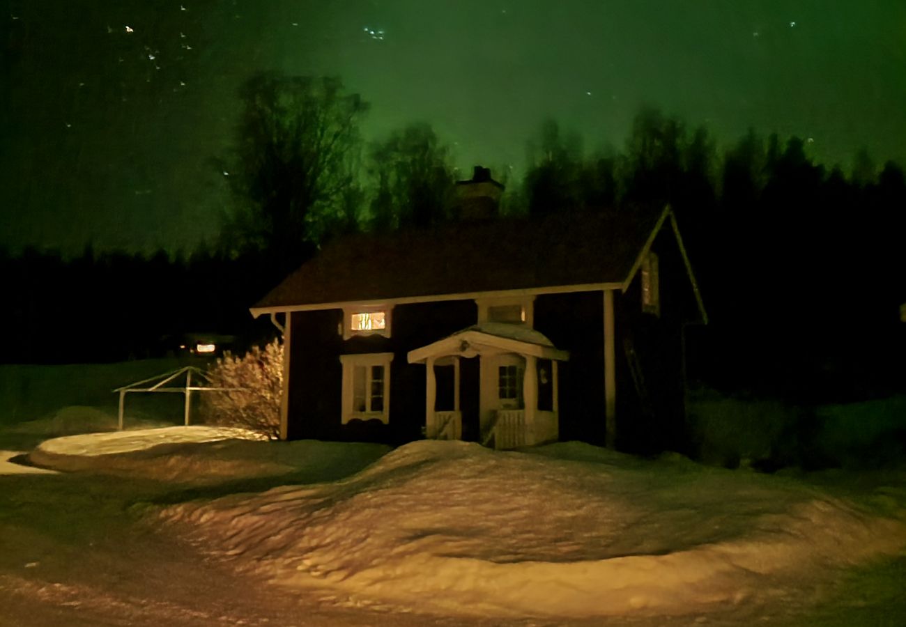 House in Gällö - Holiday home with lake view in Jämtland