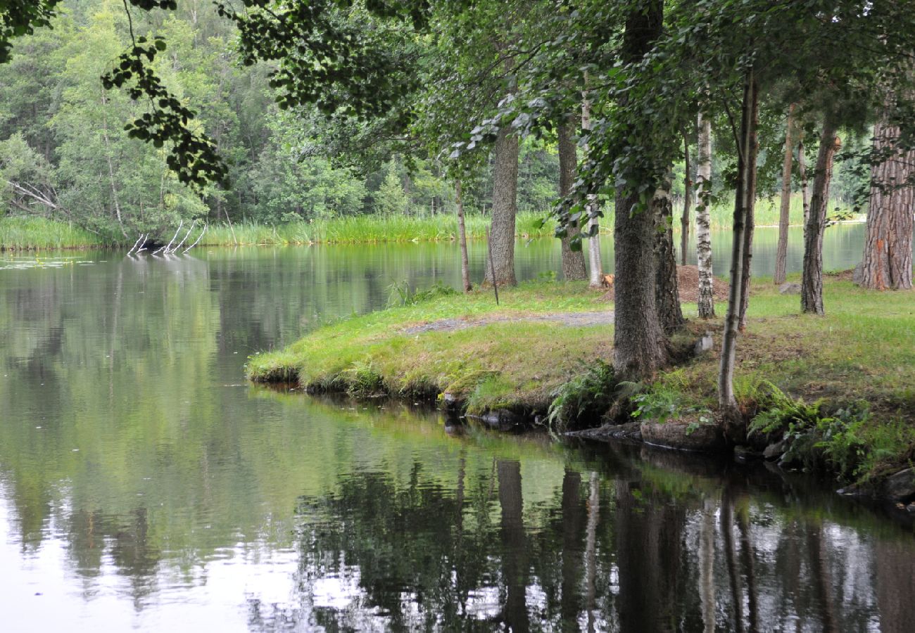 House in Holsbybrunn - Red and white holiday home beautifully situated by the river Emån