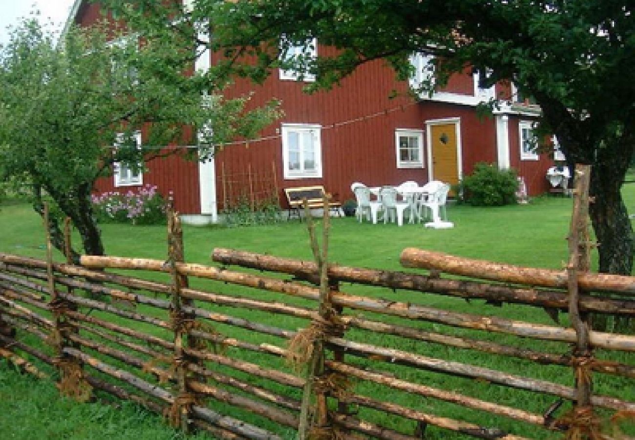 House in Gränna - Charming, large holiday home 10 minutes from beautiful Lake Vättern