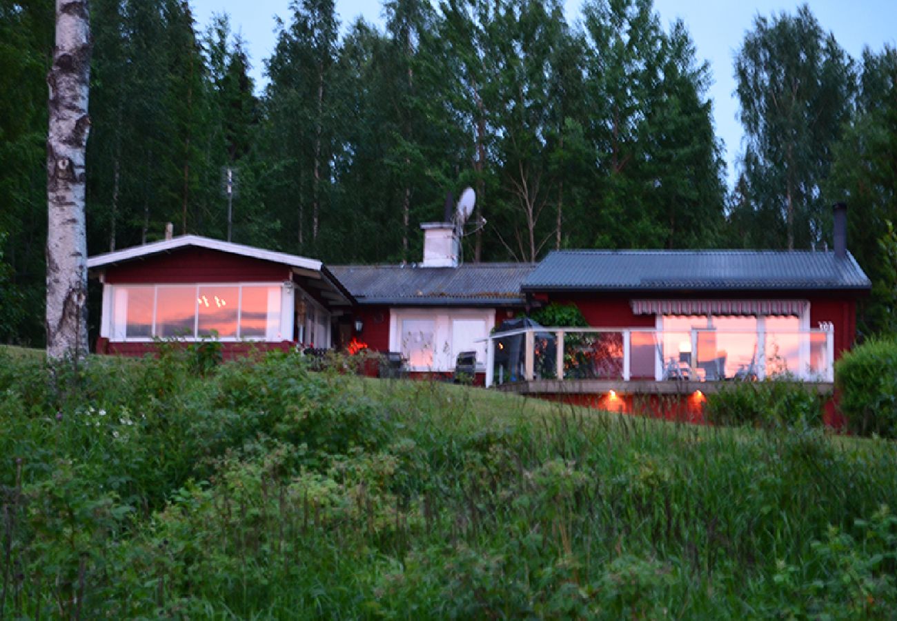 House in Ramsberg - Holidays at the lake in Bergslagen with your own bathing area