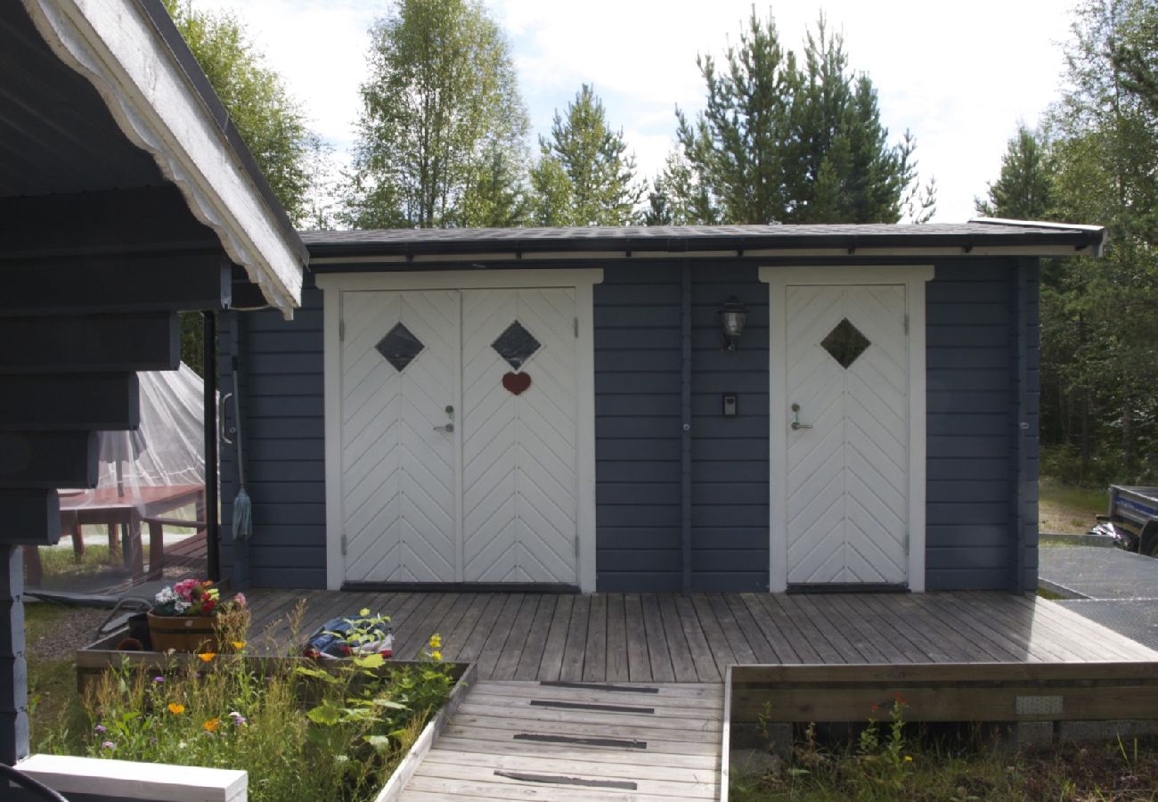 House in Äppelbo - Bredsjöstugor