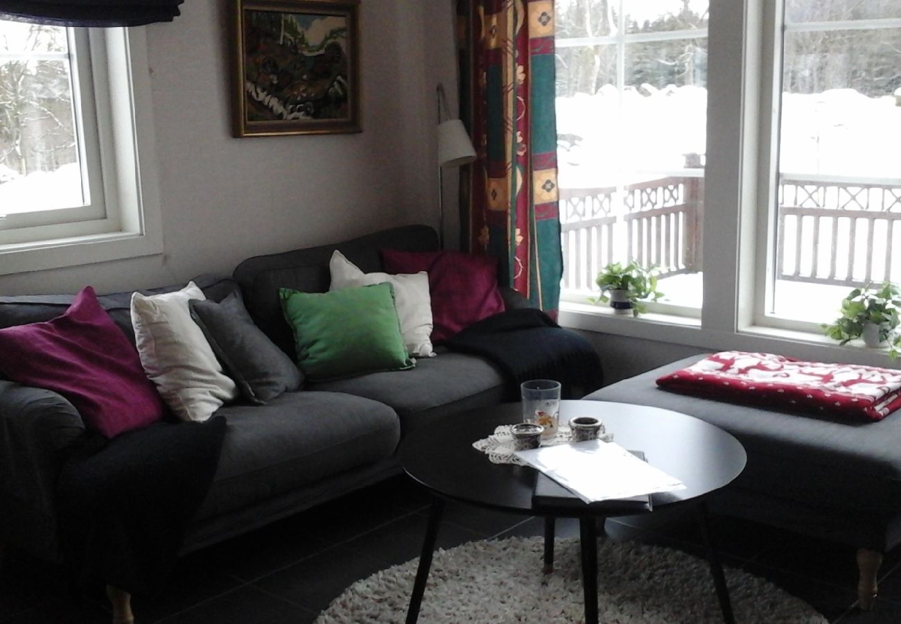 House in Ambjörnarp - Holidays not far from the lake with the possibility of fishing and boat