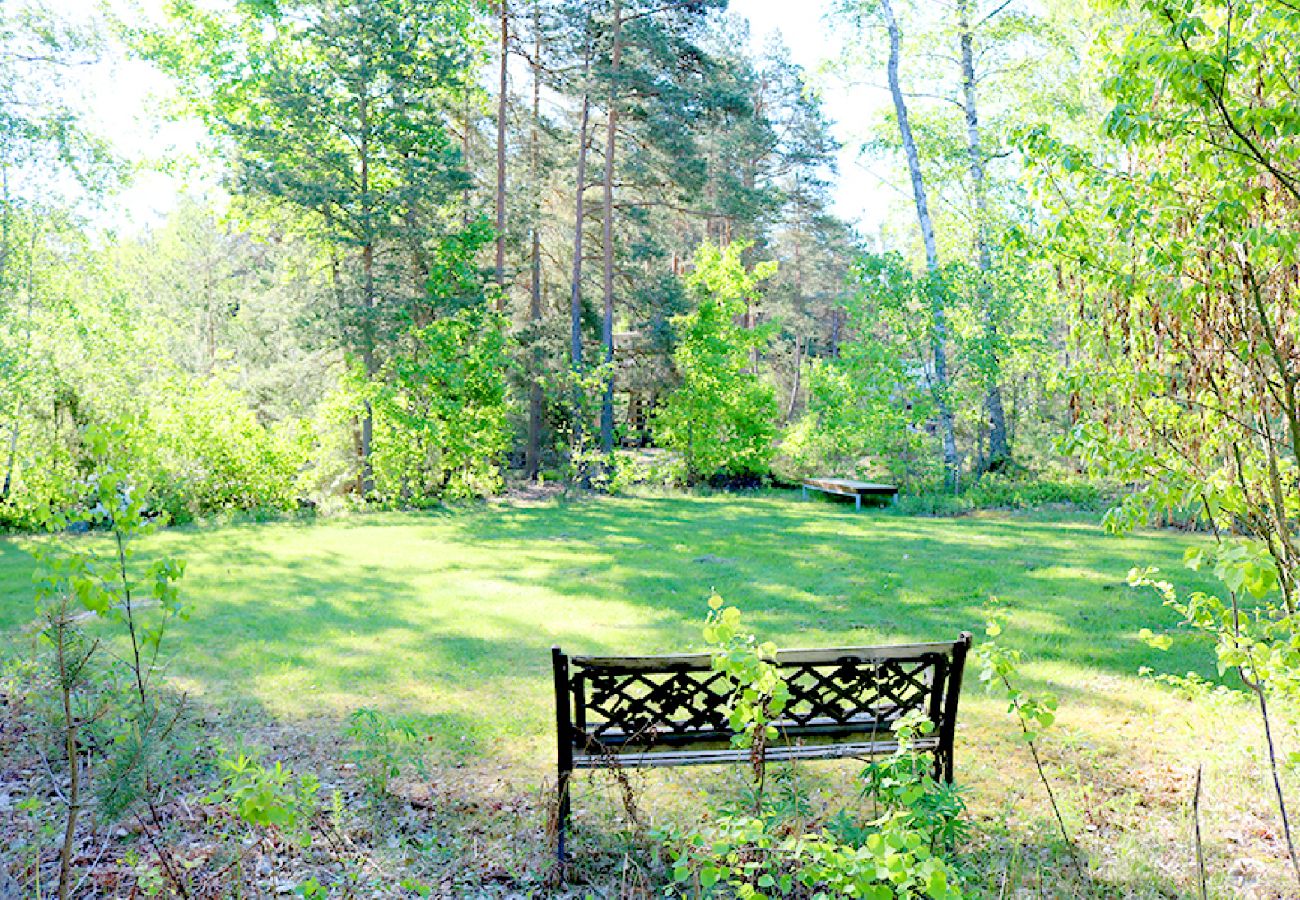 House in Svartsjö - Nature and city vacation near Stockholm in the countryside