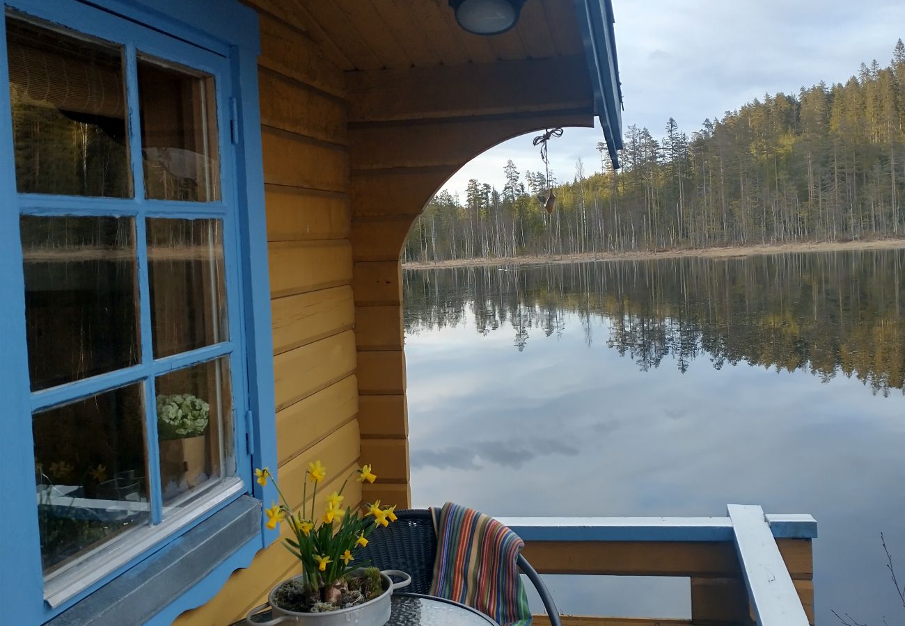 House in Kopparberg - Mini holiday home, located at a mini-lake in Bergslagen