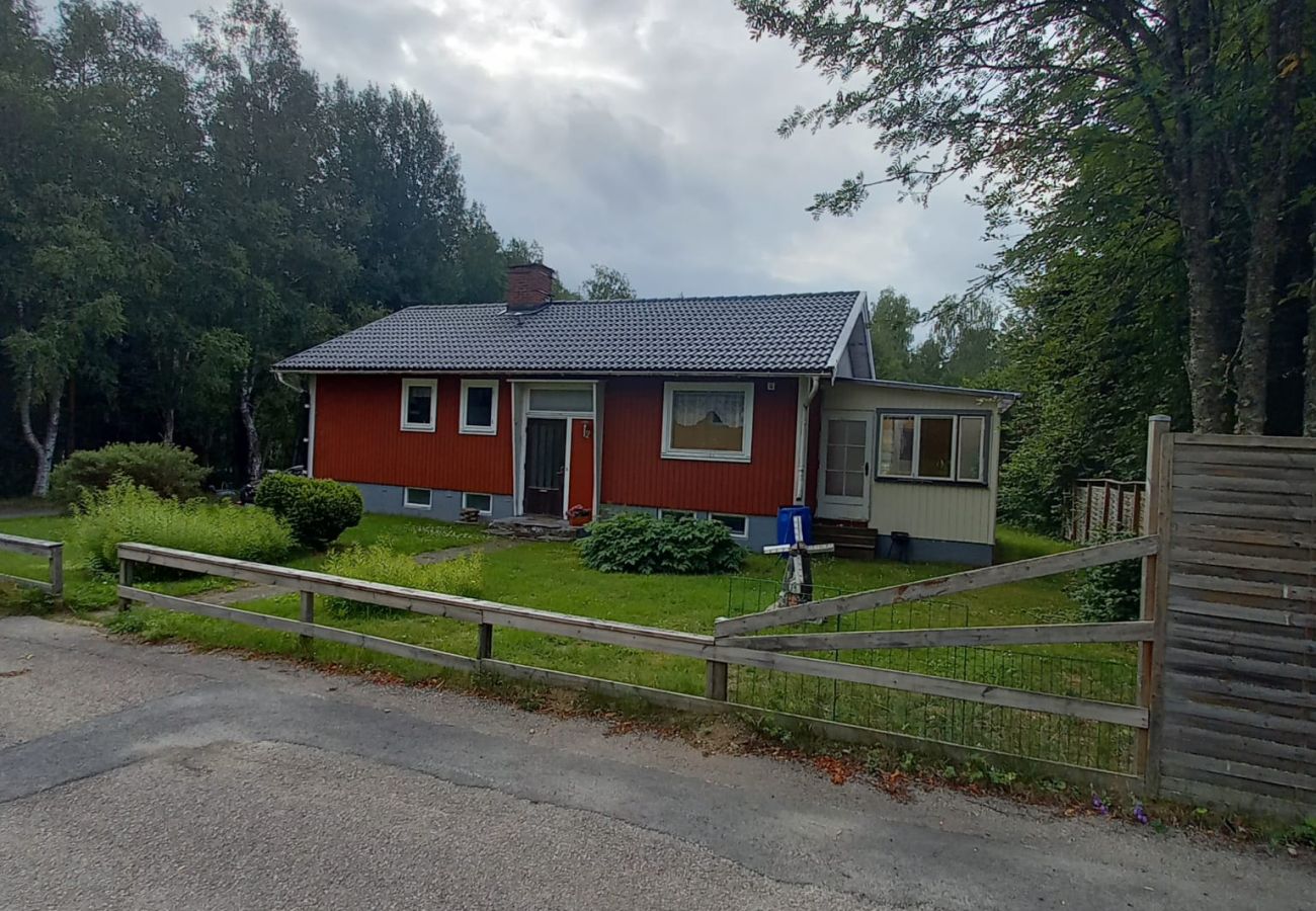 House in Korsberga - Typical Swedish style, red wooden house in Småland