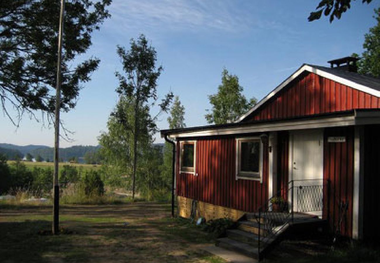 House in Dals Långed - Holidays by the lake in Dalsland