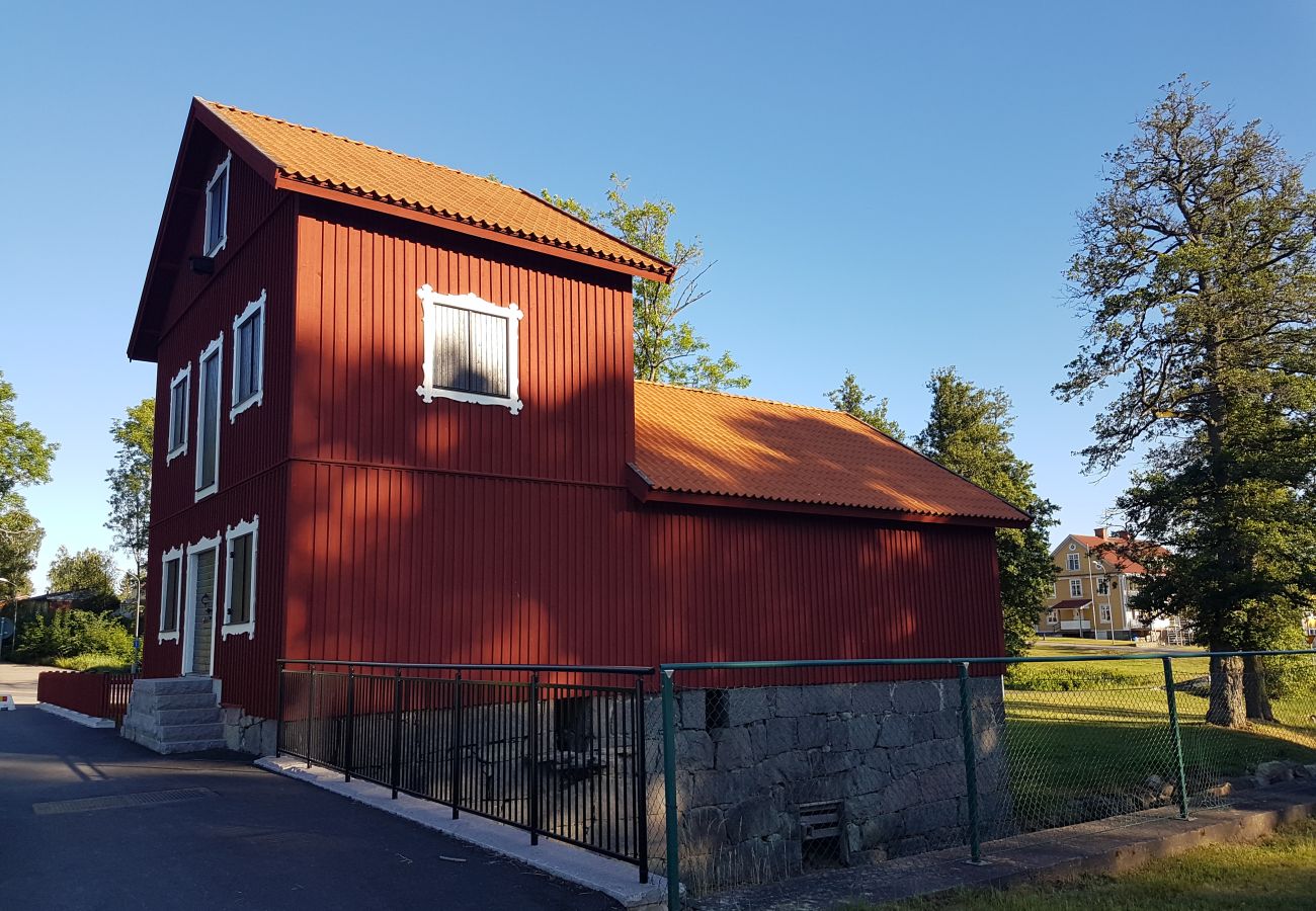 House in Klavreström - Beautiful holiday home with canoe in Klavreström