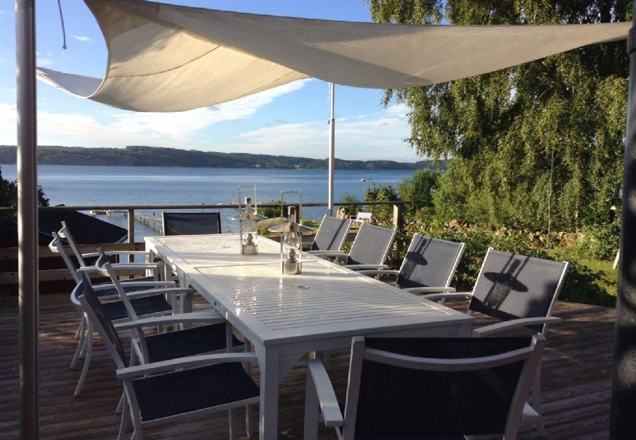 House in Lysekil - Holidays by the water in a beautiful bay on the Gullmarsfjord