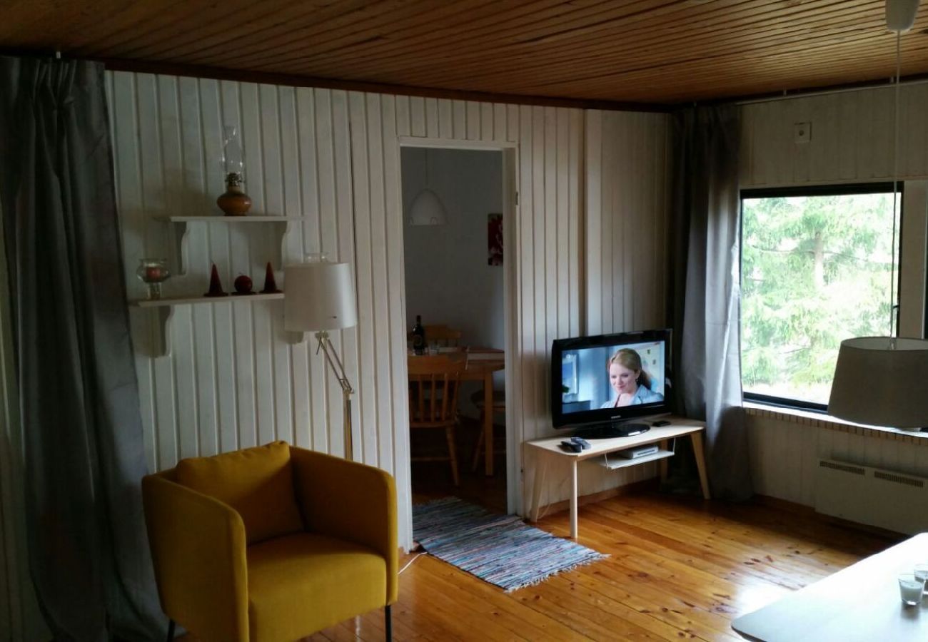 House in Figeholm - Holiday home in a summer idyll just 400 meters from the Baltic Sea