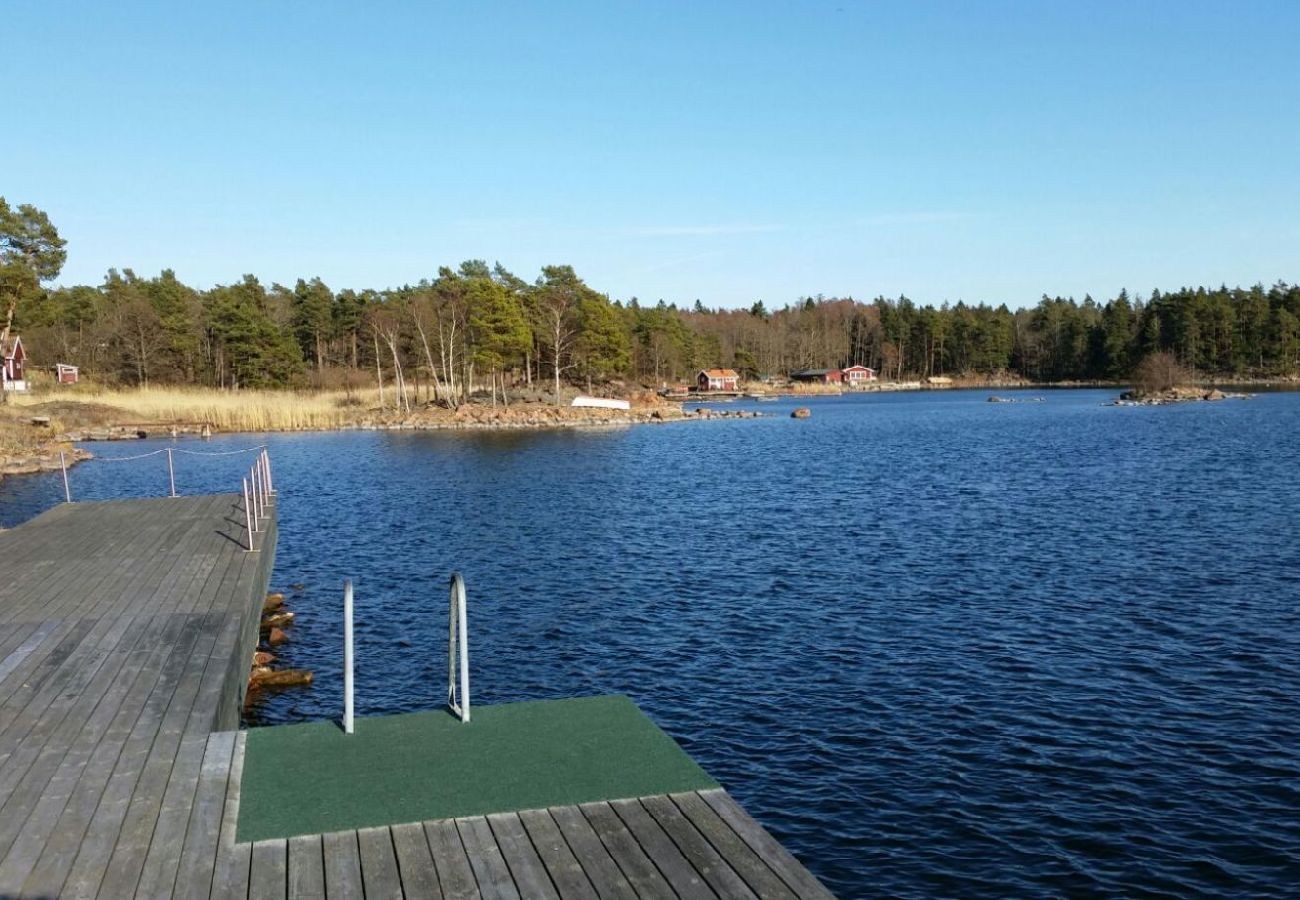 House in Figeholm - Holiday home in a summer idyll just 400 meters from the Baltic Sea