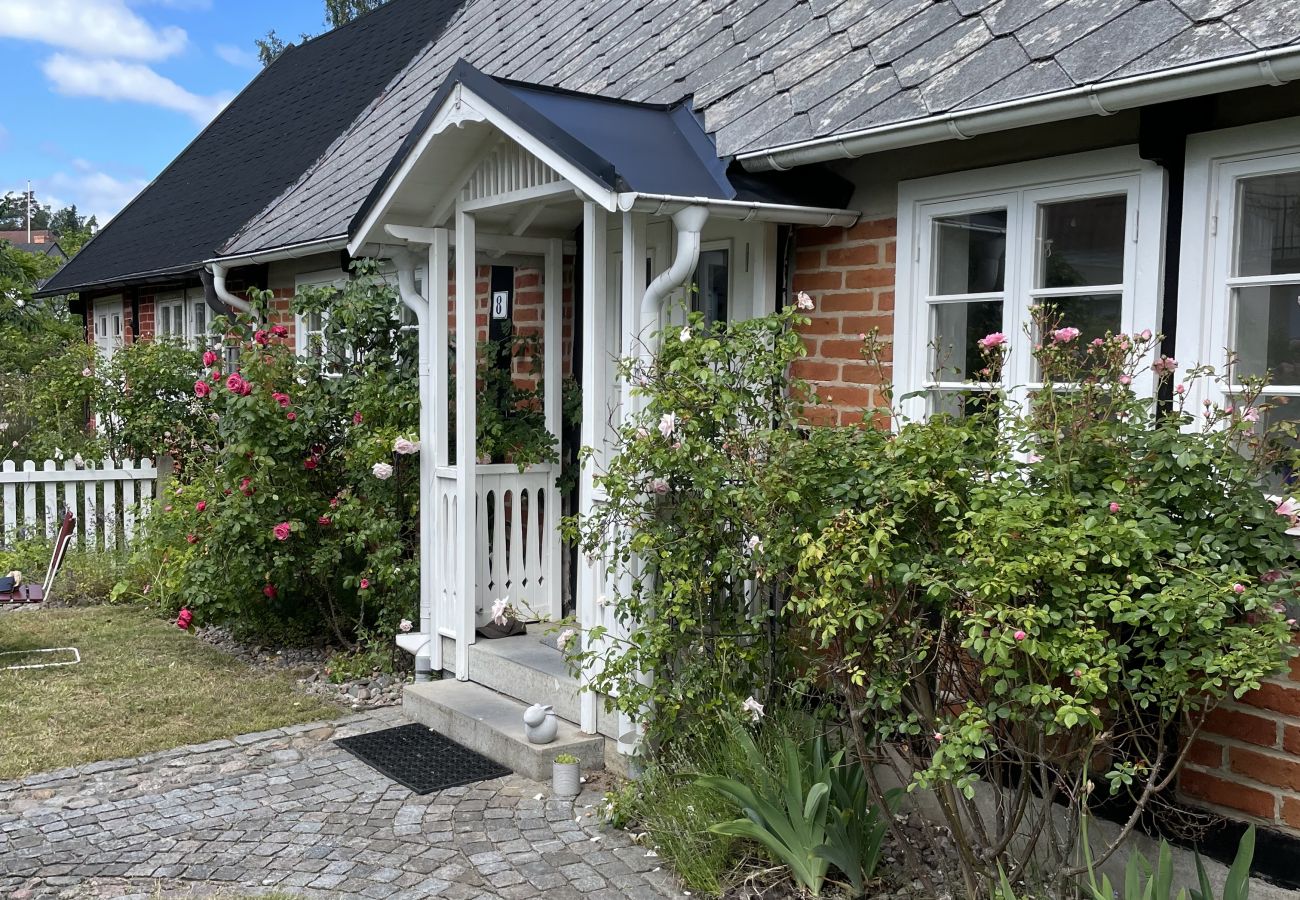 House in Kivik - Holiday on Österlen, a stone's throw from the sea