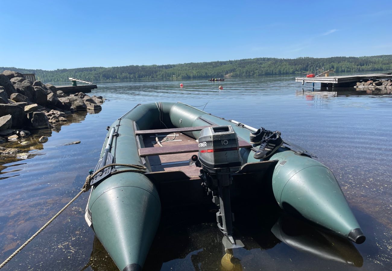 House in Gustavsfors - Nice vacation at Lake Lelången with boat